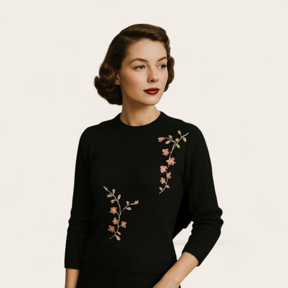 Mariea Kim Sweaters - 2O ansknits by Mariea Kim Vintage Floral Sweater